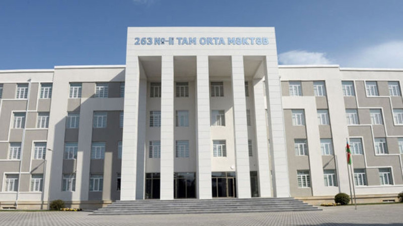 263 saylı məktəbin əsas qapısının bağlanma səbəbi məlum olub