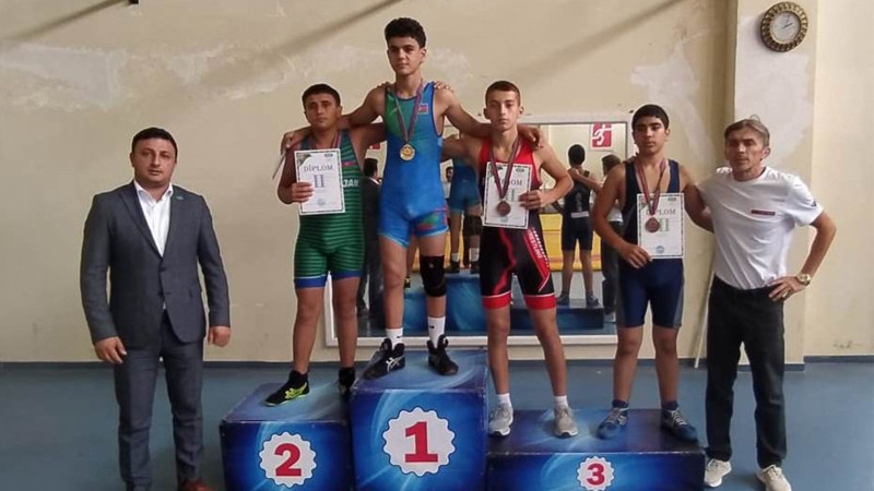 Olimpiya İdman Kompleksində sərbəst güləş üzrə Bakı şəhər açıq turniri baş tutub
