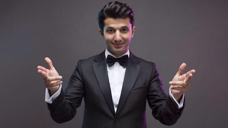 Bu gün Əməkdar artistin 39 yaşı tamam olur