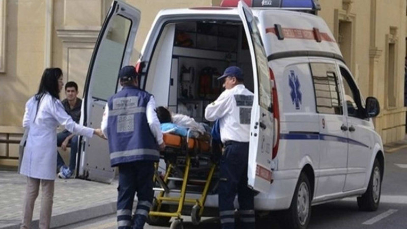 Xəzər rayonunda 25 yaşlı gənc bıçaqlanıb