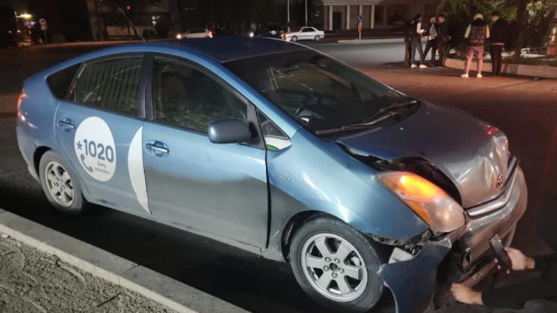 Qara Qarayev prospektində “Prius” və “Opel” toqquşub