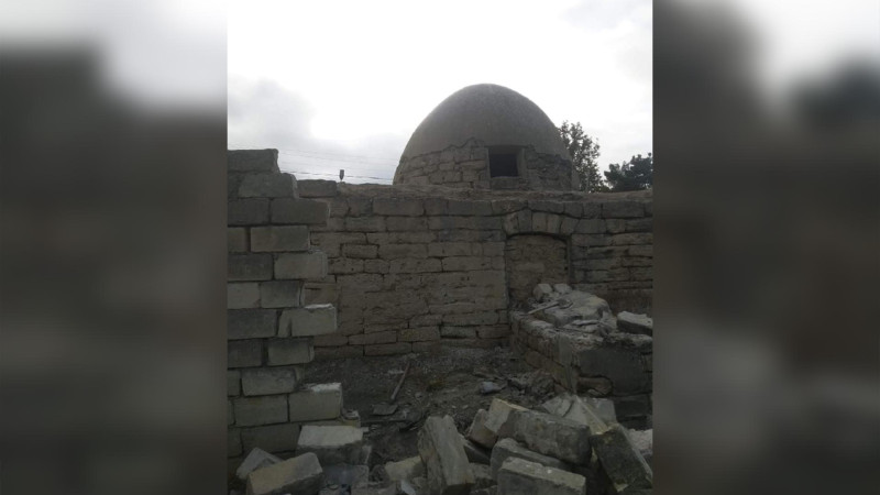 Binəqədi rayonunda qanunsuz zəbt edilən tarixi hamam azad olunub