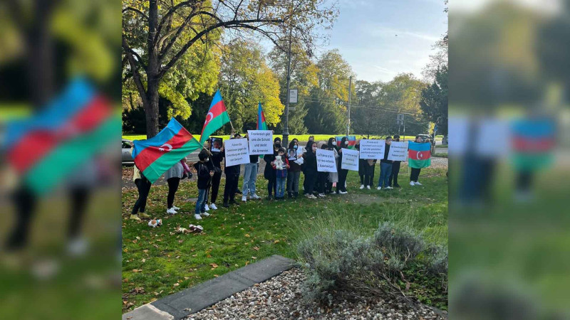 Almaniyanın Köln şəhərində Fransa senatının qətnaməsinə qarşı aksiya keçirilib