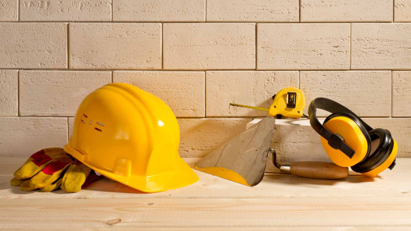 Bakıda fəhlə iş başında dünyasını dəyişib