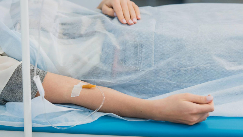 Xəzər: Şüvəlanda xəsarətlə nəticələnən yol-nəqliyyat hadisəsi baş verib