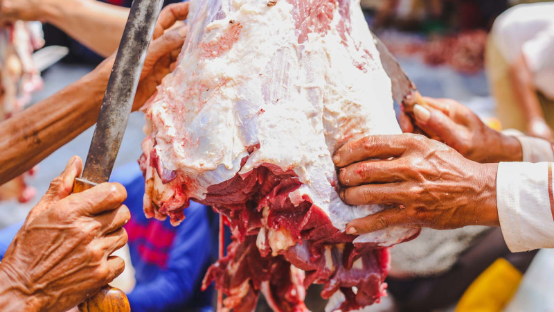 Bakıda heyvan kəsimi məntəqələrində növbəti reyd keçirilib