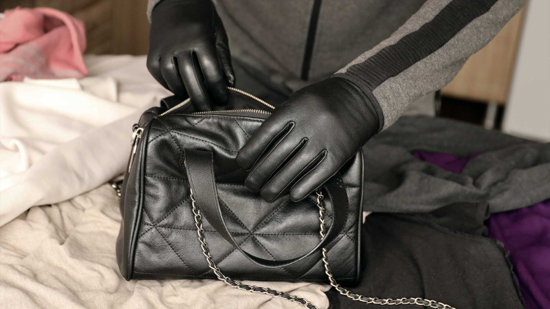 Nərimanovda 2000 manatdan çox pul oğurlayan şəxs tutulub