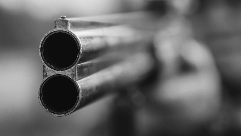 Xəzər rayonunda dava zamanı bir nəfər güllələnib