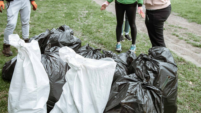 Şüvəlan: Mayak yeni yaşayış massivində abadlıq işləri aparılıb