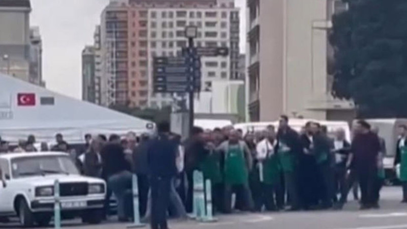 Bal yarmarkasında dava düşüb - Açıqlama