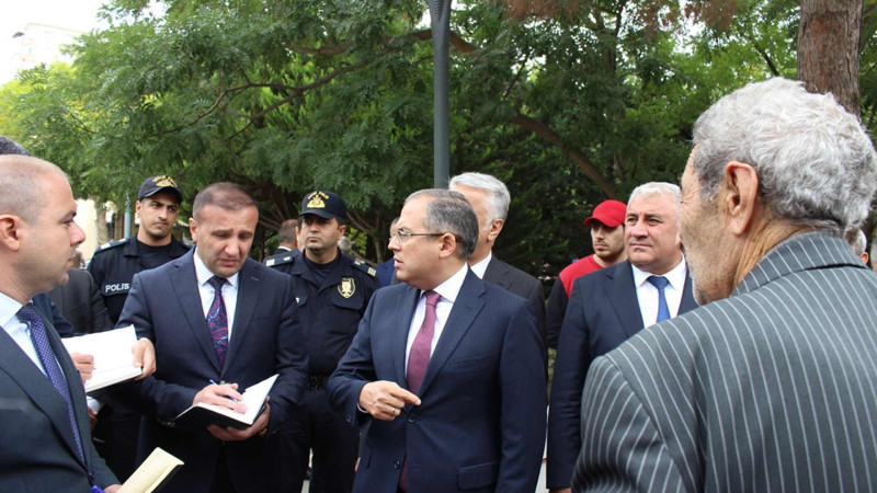 Badamdar qəsəbəsində sakinlərlə növbəti səyyar görüş keçirilib