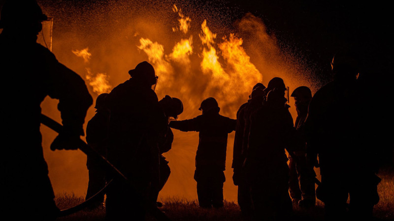 8 Noyabr prospektində yanğın baş verib