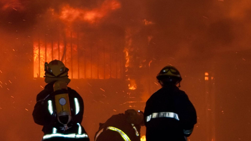 Xətai rayonunda doqquzmərtəbəli yaşayış binasında yanğın baş verib
