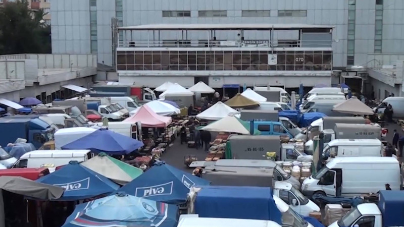 “Vosmoy bazarı”nda qanunsuz fəaliyyət göstərən motel aşkarlanıb
