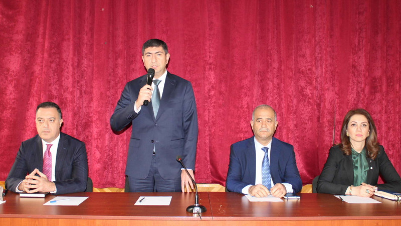 Yasamal rayonunda sakinlərlə görüş keçirilib