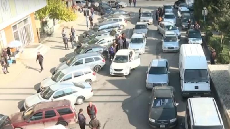 Rayonlara sərnişin daşıyan taksilər üçün duracaq yeri təyin edilib