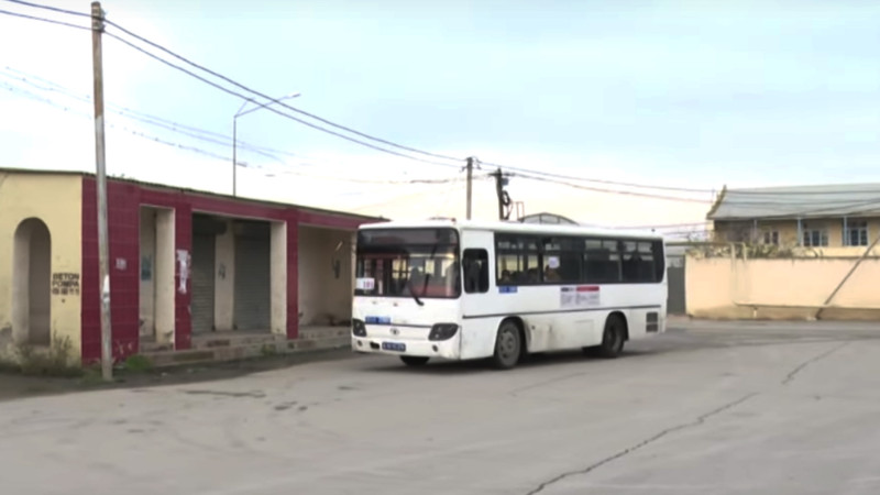 Türkan qəsəbəsinin 10 minlik əhalisinə yalnız bir marşrut avtobusu düşür