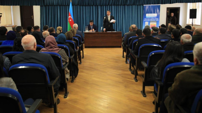 Türkan qəsəbəsində icra başçısı və sakinlər arasında görüş keçirilib