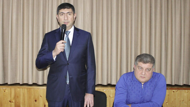 İcra Başçısı Yeni Yasamal sakinləri ilə görüşüb