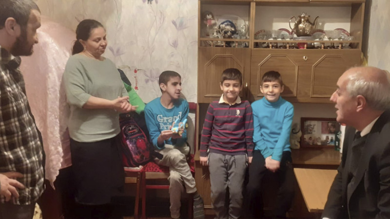 Nəsimi rayonunda fiziki məhdudiyyətli şəxslər üçün şənliklər keçirilib