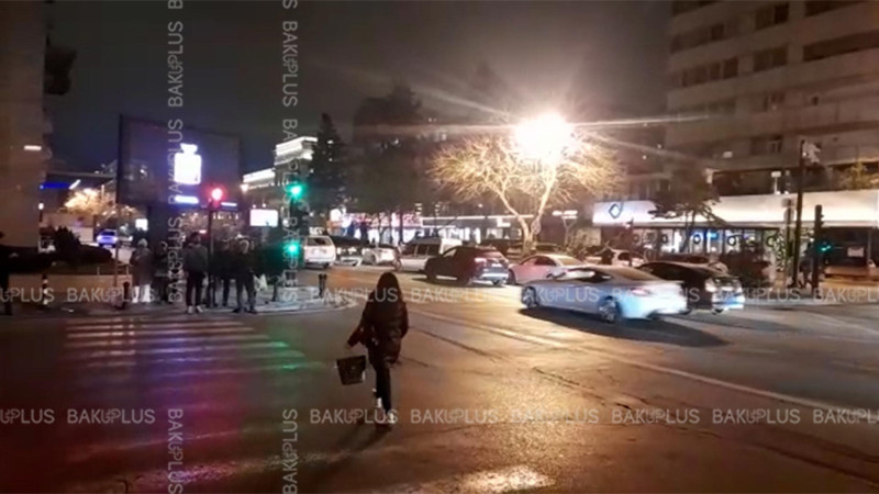 Paytaxtın mərkəzində 10 gündür ki, işıqfor işləmir