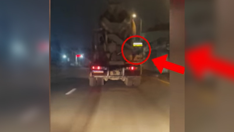 Binəqədidə sürücü yeni təmirdən çıxmış yola maye beton töküb