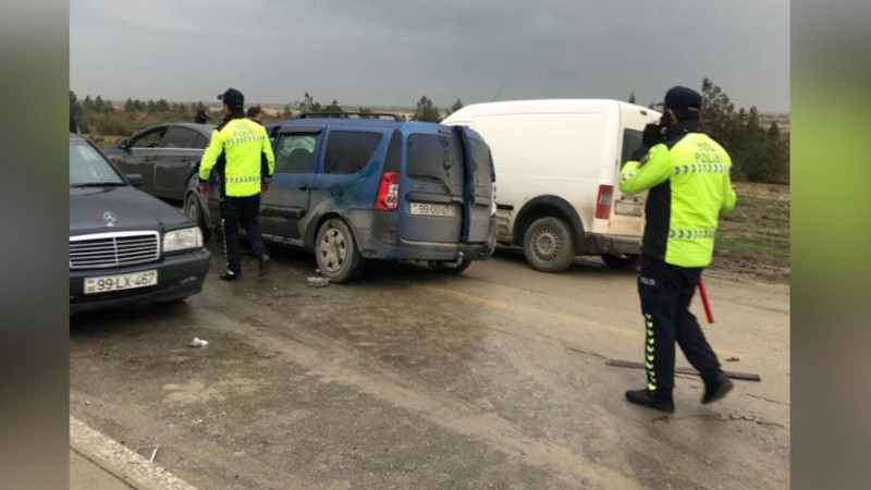 Bakı-Quba yolunda ağır qəza: iki ölü, dörd yaralı