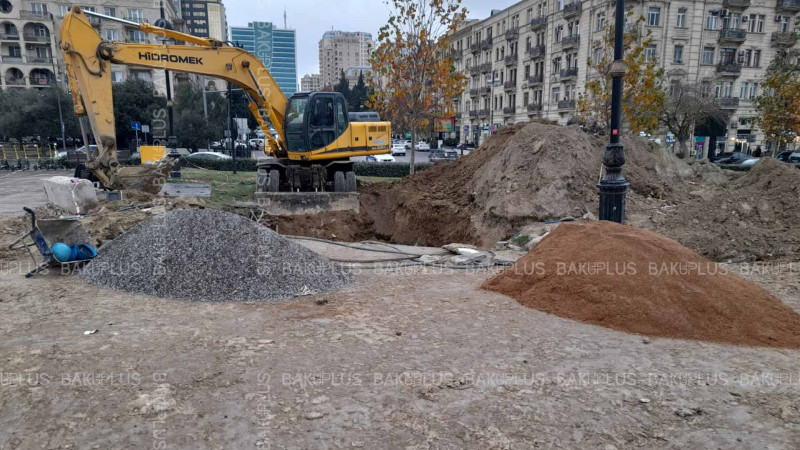 Qış parkında qazıntı işləri aparılır