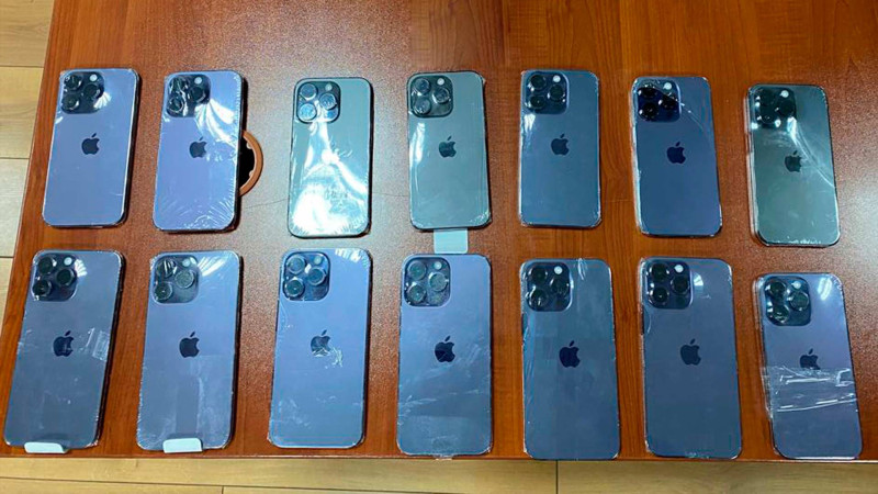 Azərbaycan gömrükçüləri “İphone” partiyasının ölkəyə gətirilməsinin qarşısını alıblar