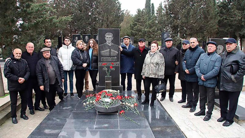 Məşhur futbolçu Anatoli Banişevskinin ölümündən 25 il keçir