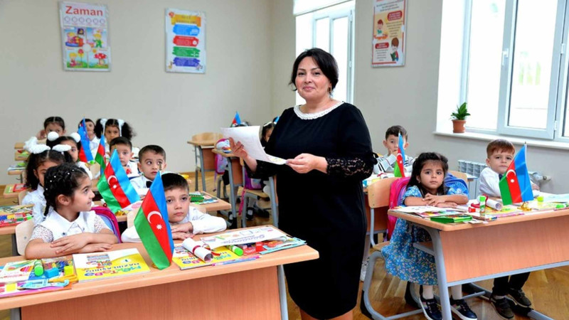 Bakı məktəblərində tədris prosesinin effektiv təşkili yoxlanılıb