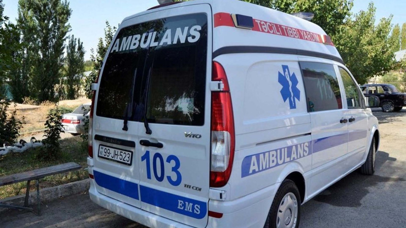 Bakıya gələn sərnişin avtobusu qəzaya düşüb