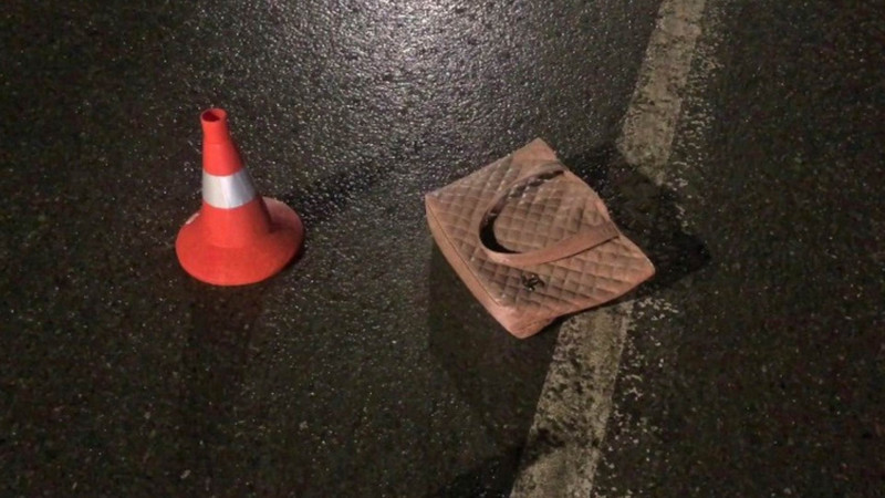 Xətai rayonunda 49 yaşlı qadını avtomobil vurub