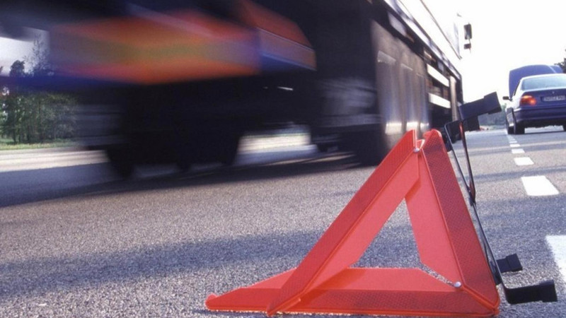 Xətai rayonunda 25 yaşlı gənci avtomobil vurub