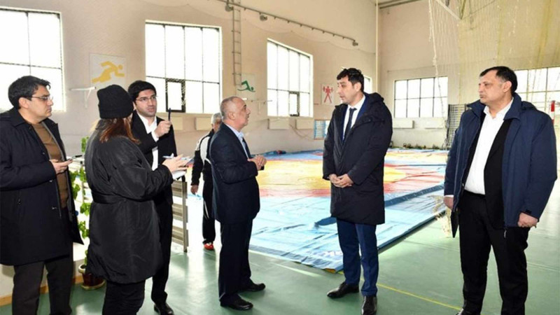 İdman naziri Fərid Qayıbov Bakı qəsəbələrinə baş çəkib