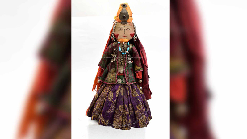 Milli Azərbaycan Tarix Muzeyinə XX əsrə aid gəlincik verilib