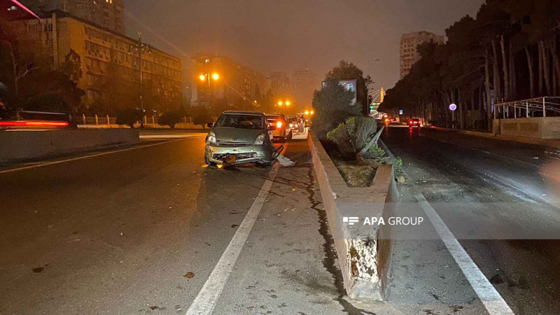 “Şamaxinka”da “Prius” qəza törədib