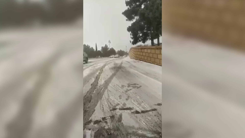 Dağüstü parkın ətrafında avtomobillərin hərəkəti dayanıb