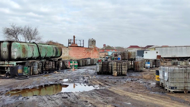 Bakıda qanunsuz neft məhsulları satılır