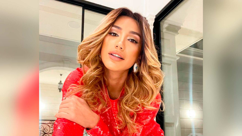 Röya öz həyatını sığortalayıb