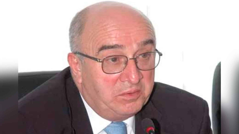 Sabiq nazir dünyasını dəyişib