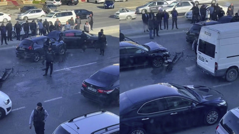 Babək prospektində 3 avtomobil toqquşub