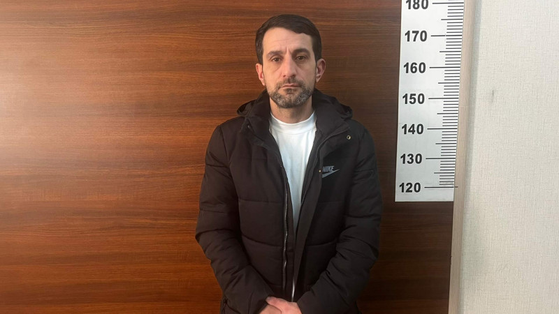 Xətai rayonunda marketə silahlı hücum olunub