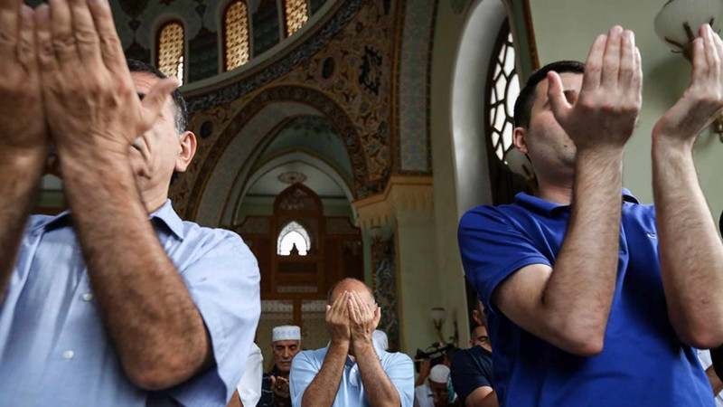 Bakıda keçirilən Cümə xütbəsi: “Terrorçular cəzalandırılmalıdırlar