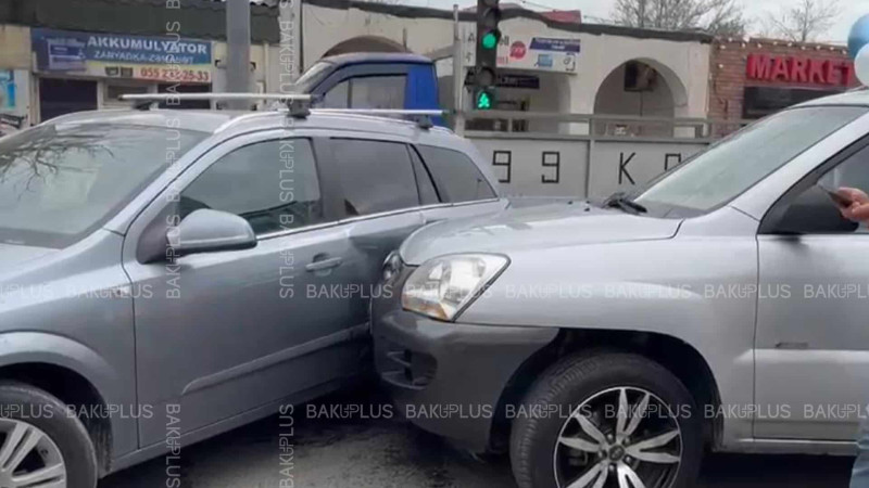 Badamdar qəsəbəsində yol qəzası baş verib