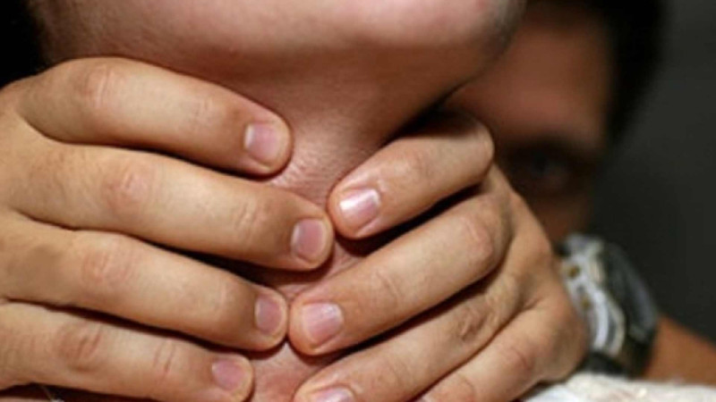 Bakıda 42 yaşlı kişi anasını öldürməyə cəhd edib