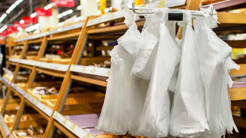 Marketlərdə plastik paketlər neçəyə satılır? - ARAŞDIRMA