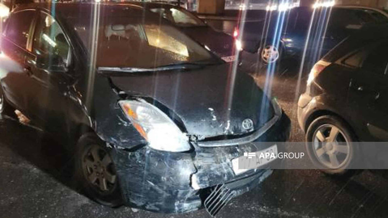 Bakıda zəncirvari qəza: 4 avtomobil toqquşub