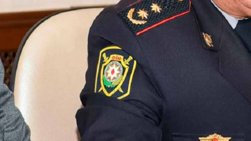 Nərimanovda polis rəisin qardaşı ofisə basqın edib