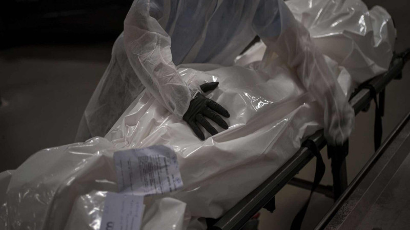 Xəzər rayonunda bağlı qapı arxasında qalmış meyit aşkarlanıb